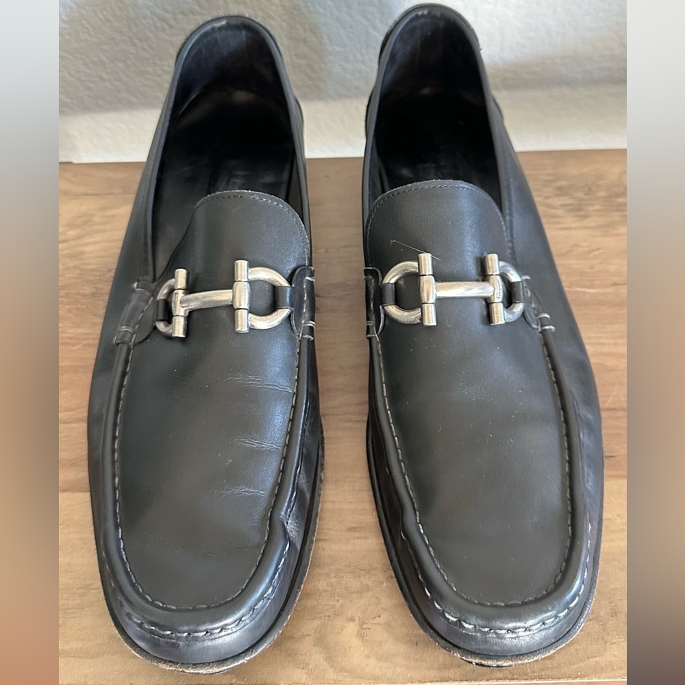 Salvatore Ferragamo Gancini Bit Men's Black Loafers with Silver Buckle